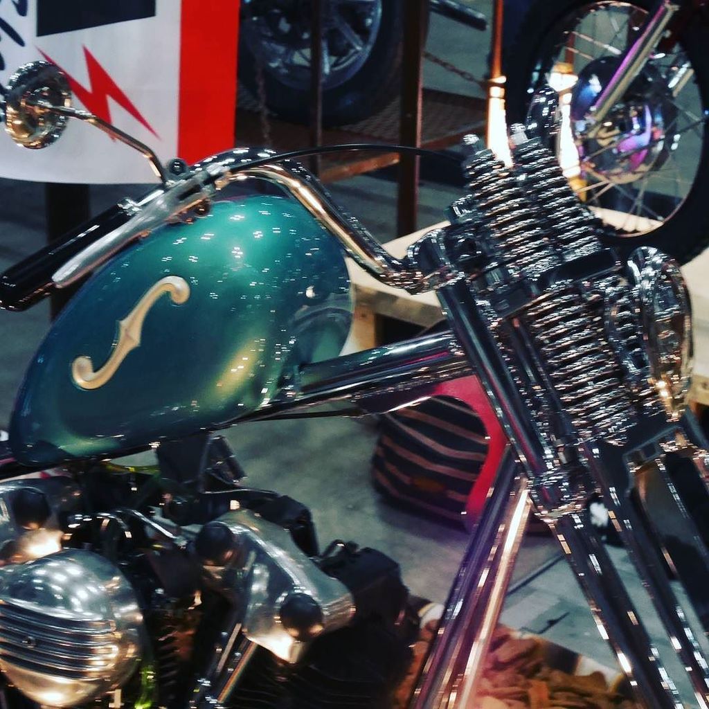 harleystyle_'s tweet photo. Mooneyes 25th
#hotrodcustomshow2016
#hrcs #hcs2016
#harleydavidson #harleystyle https://t.co/GxSf5jWTQy https://t.co/o6K780sHYI