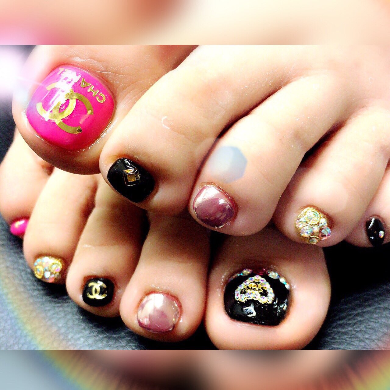 Coco Nail Foot Jelnail Footnail Jel Nailart Chanel Mirror Pink Black 埋め尽くし シャネル フットジェル フットネイル ネイル フットジェル Swarovski ミラーネイル 派手 T Co Wdsmpvcpnt Twitter Coco Nail Foot Jelnail Footnail Jel Nailart Chanel Mirror Pink Black 埋め尽くし シャネル フットジェル フットネイル ネイル フットジェル Swarovski ミラーネイル 派手 T Co Wdsmpvcpnt Twitter