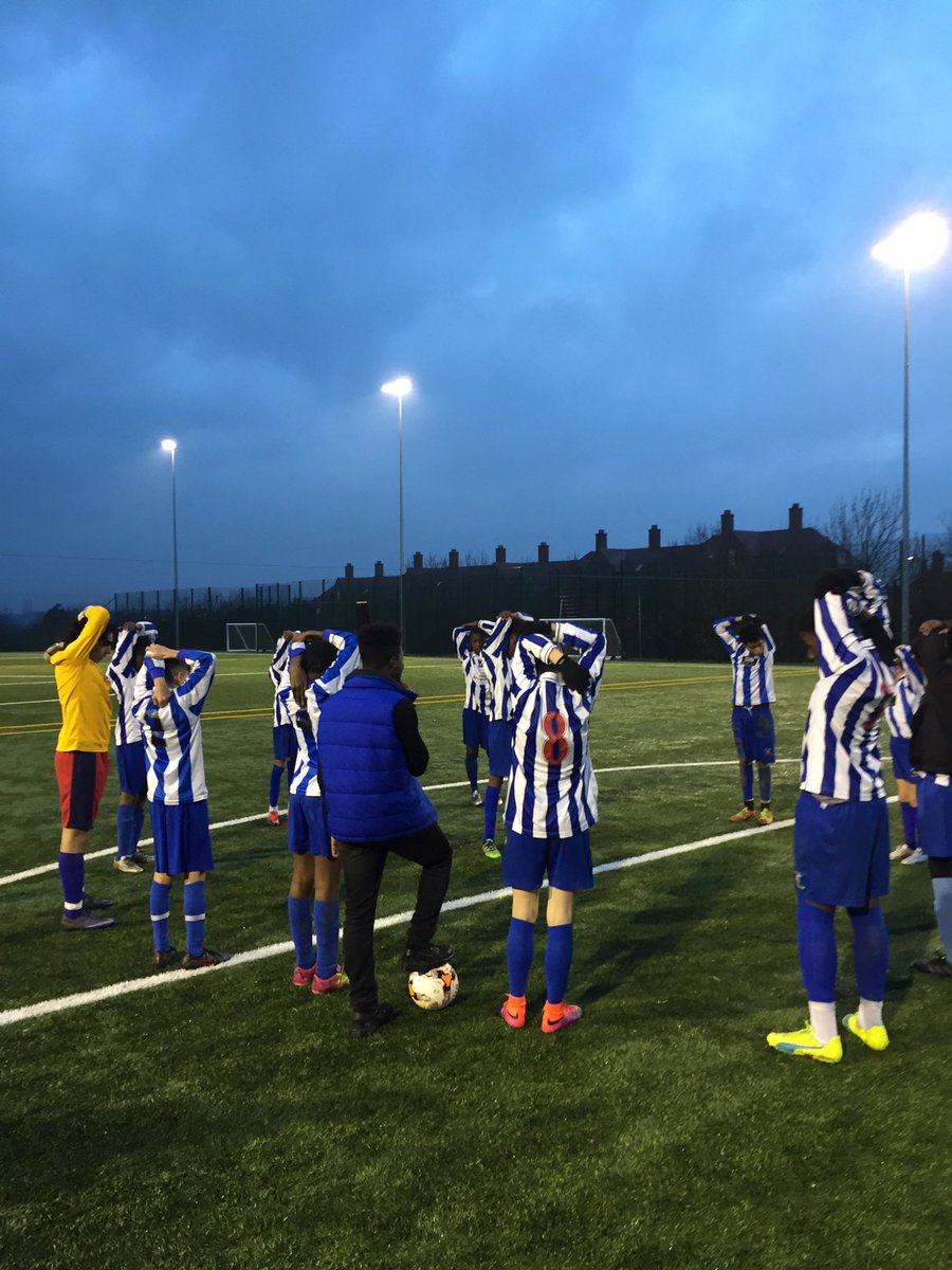 hendon_pe's tweet photo. Year 9 Football Team put in brave performance but lose 4-1 to CCF in Barnet Cup QF https://t.co/C9EAXncHnh