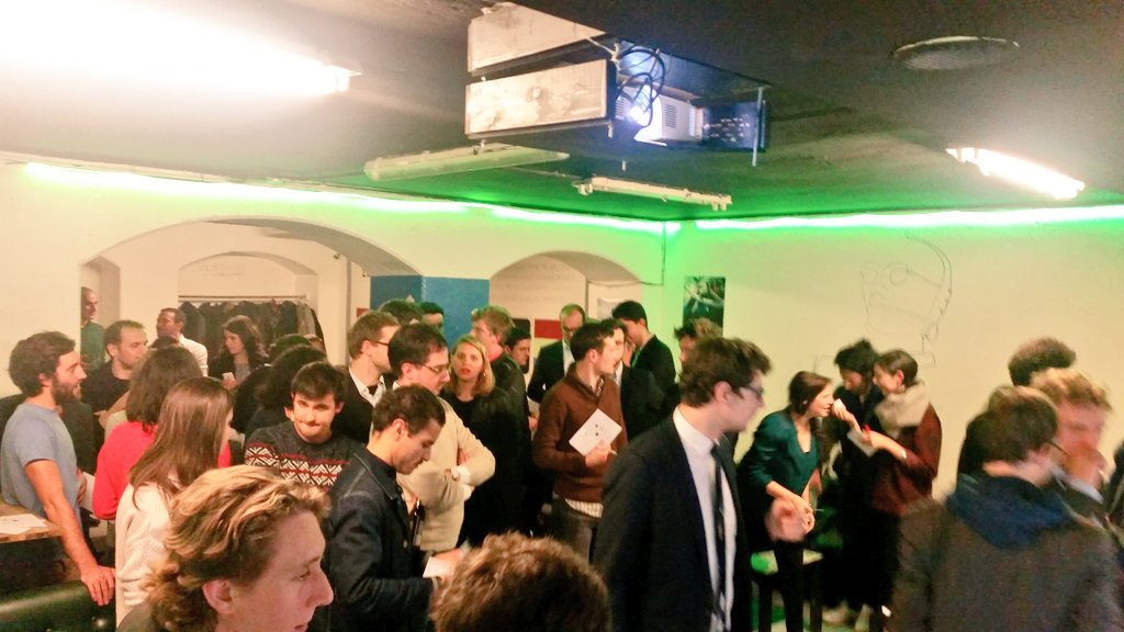 SourcesLab's tweet image. .@SourcesLab me if you can ! 2017 on arrive !