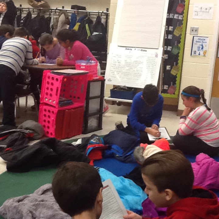 crajhoward's tweet image. No two snowflakes and no two people are exactly alike ..#buddyclass #pawsitivelyawesome