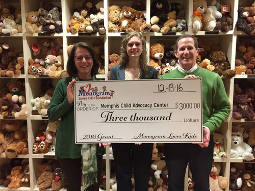 Thx <a href="/MonogramFoods/">Monogram Foods</a> for providing transportation funding for deserving kids &amp; families <a href="/MemphisCAC/">Memphis CAC</a> !