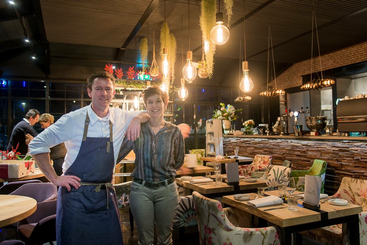 Een droom is uitgekomen: onze gloednieuwe serre is vanaf morgen geopend. Wat is het prachtig geworden! #trots