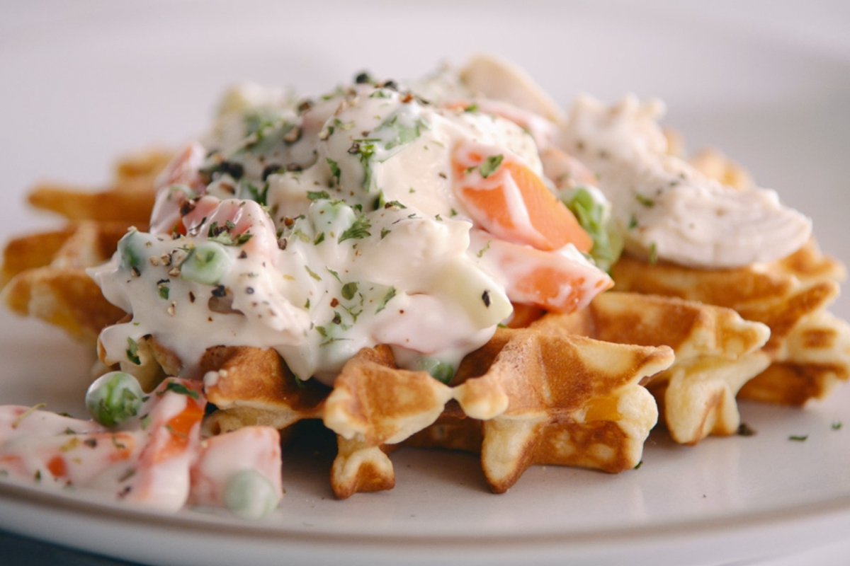 Carla Hall On Twitter Chicken Potpie Over Waffles A Side Of Savings Thanks To Aldiusa Https T Co 6si3gnhcvg Makeholidayshappen Ad