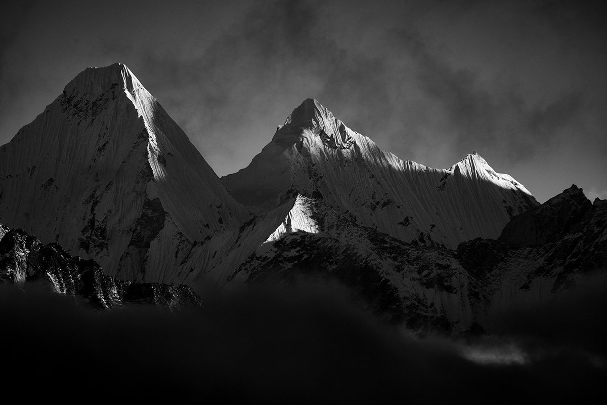 Near of the Everest Base Camp, Canon 5D Mark IV <a href="/Tips4Pics/">Tips4Pics</a> <a href="/CanonEspana/">Canon España</a> #nature #snow #sun