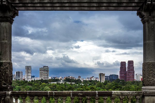 maschilangomx's tweet photo. . @MarioHGphoto demuestra con sus fotografías que la #CDMX sigue siendo un espacio verde con cielos despejados https://t.co/b3BN6LizcK https://t.co/ygjrXwYQnj