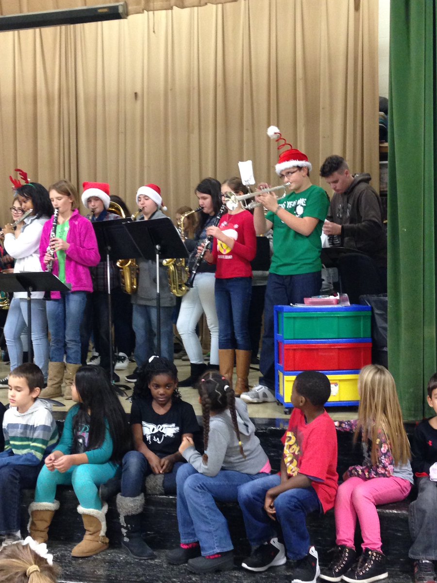 Students enjoyed listening to Christmas music played by Middle School South band during lunch today <a href="/GlendeningElem/">Curt Brogan</a>