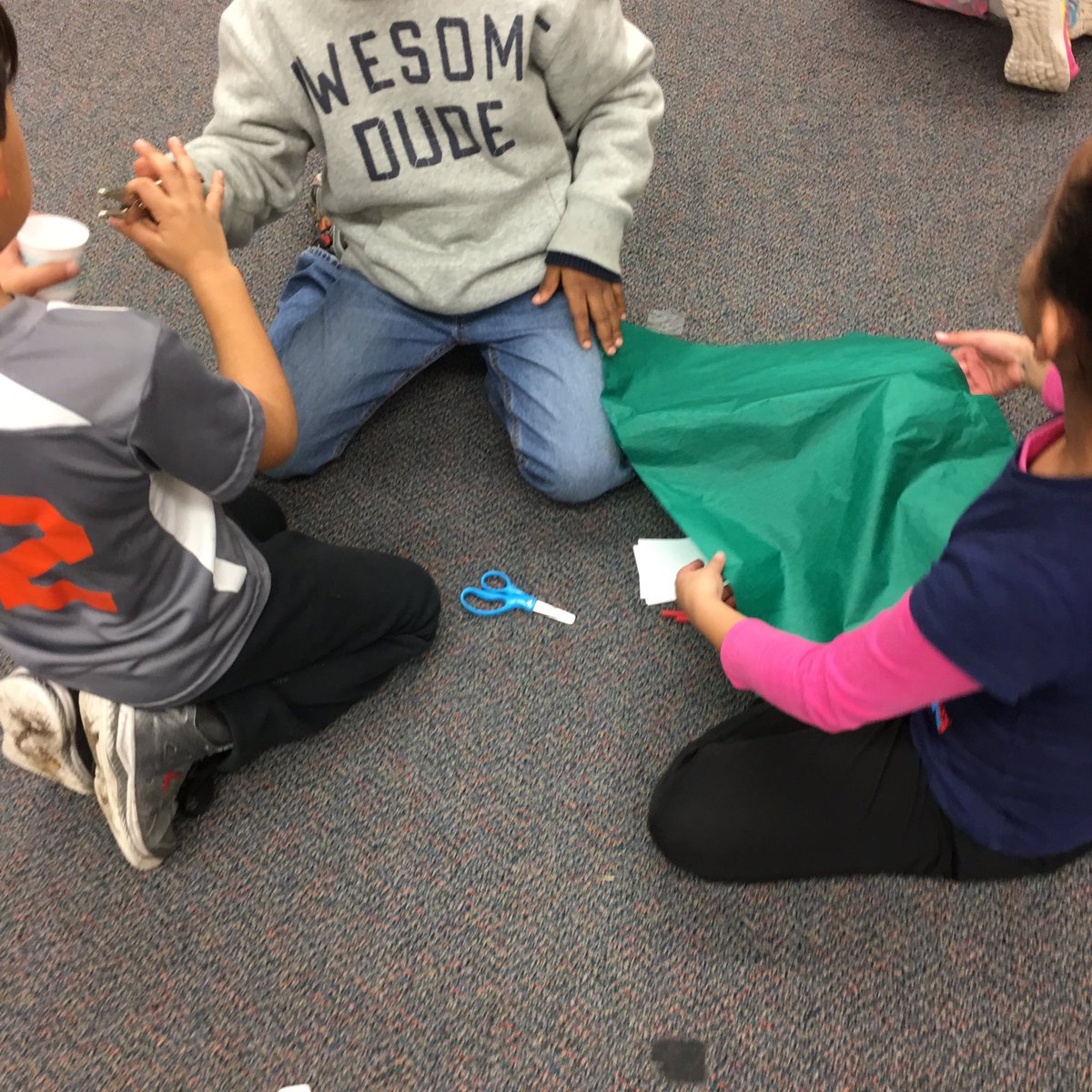 katehebert's tweet photo. Fun @MSTMAGNET first Design Challenge Day. The kids enjoyed all the STEM activities and rocked the design process #mstgo #risdgreatness https://t.co/4BrTWG9U04