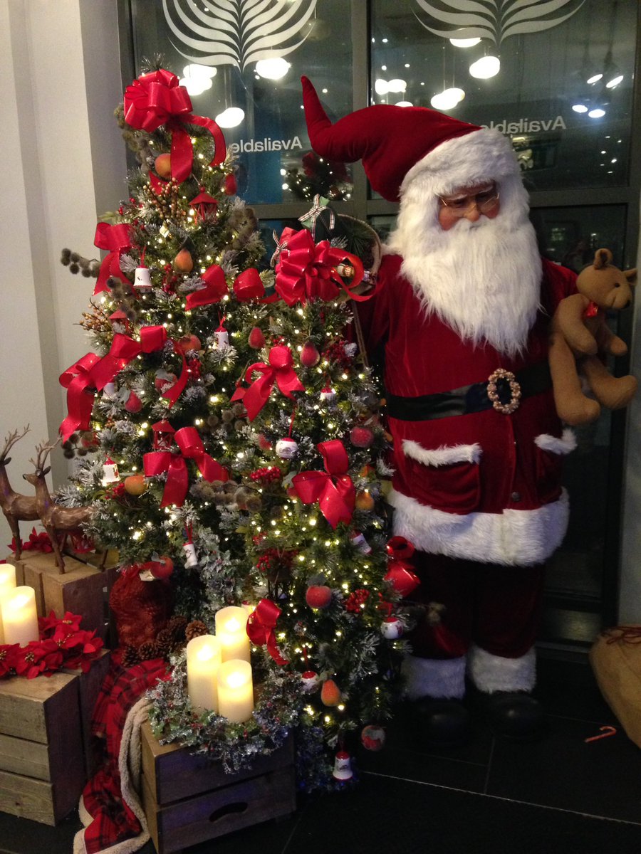 Claire Pestana (@clairepestana) on Twitter photo Loving this year's Christmas Decs <a href="/TheThamesClub/">The Thames Club</a> and <a href="/clockwisecreate/">Clockwise Marketing</a> #Christmas12ways Loving this year's Christmas Decs <a href="/TheThamesClub/">The Thames Club</a> and <a href="/clockwisecreate/">Clockwise Marketing</a> #Christmas12ways