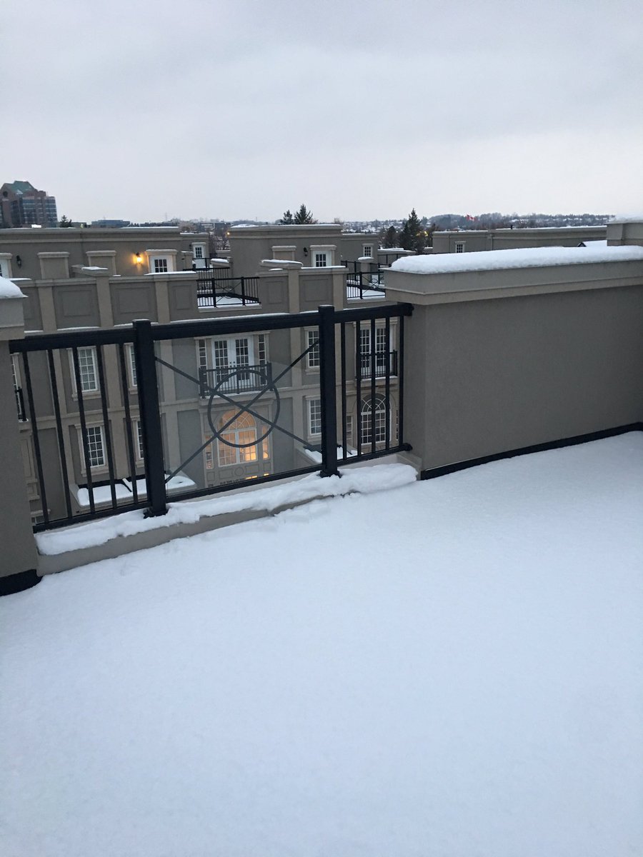 EternaLEnVy1991's tweet image. Bootcamp tour will come eventually here's some sneak peeks