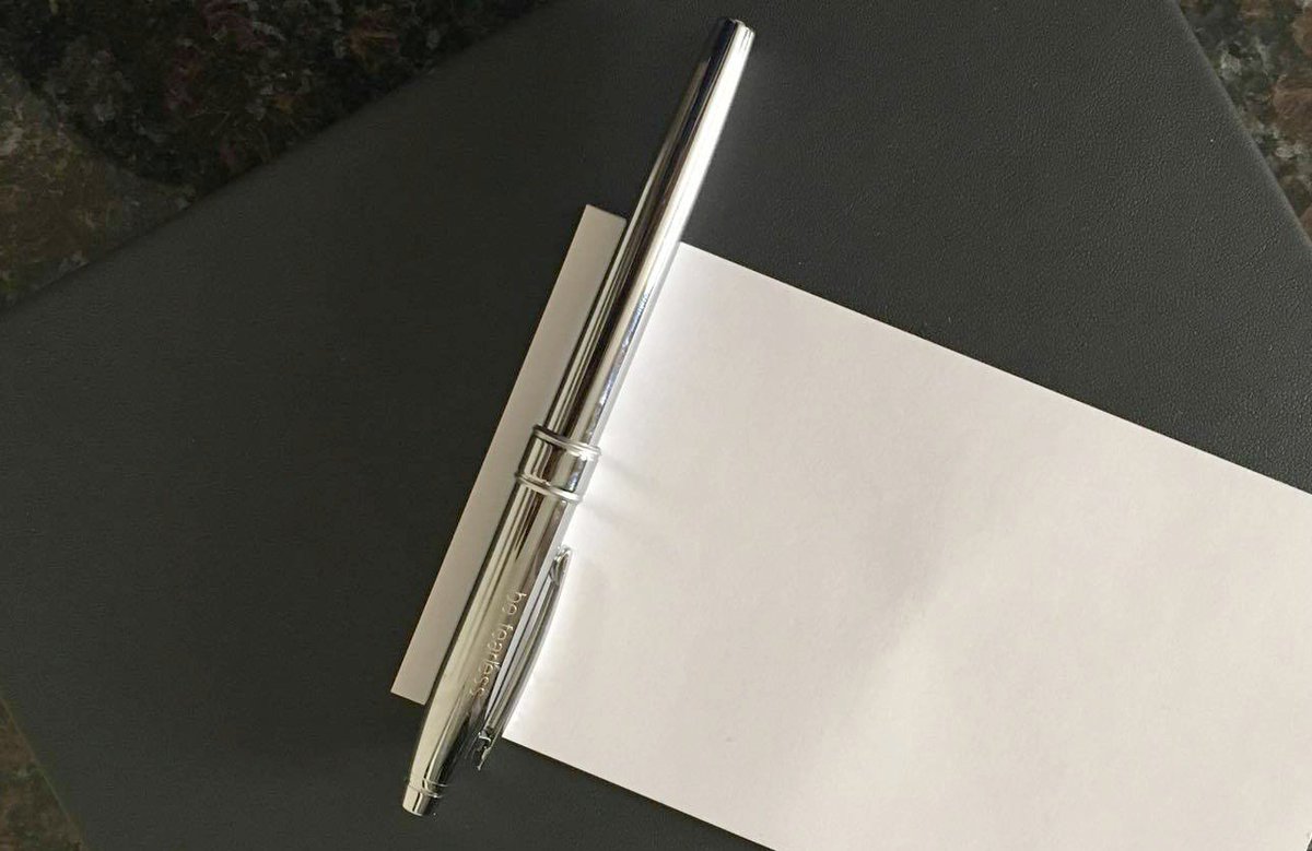 veepveep's tweet photo. Remembering the first time I decided to Be Fearless in partnership with @CrossPens https://t.co/ZeX1YfkYhG #WriteGift #LongStoryShort https://t.co/N2LUBvDRSQ