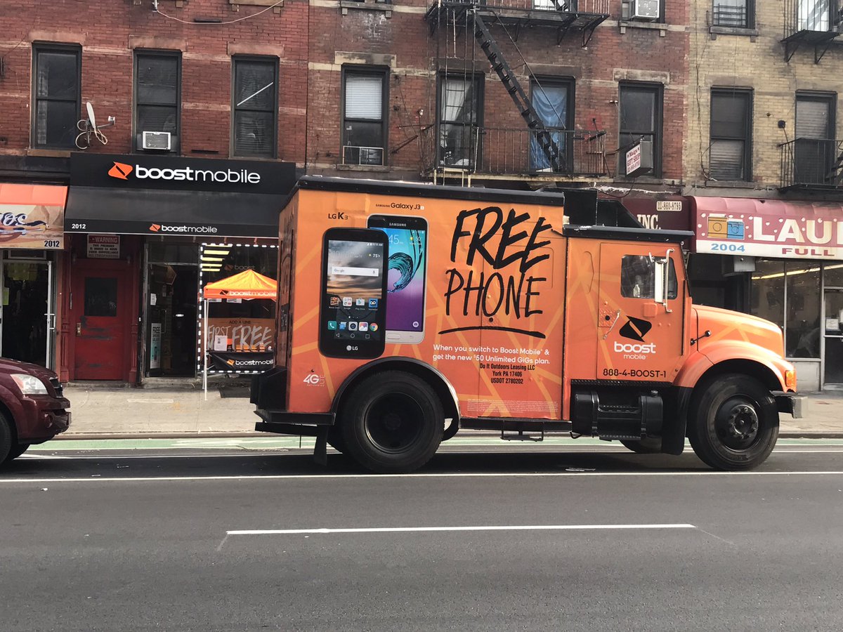 Julie_Marceco's tweet photo. Nb network solutions #Armor edTrucklife🙌🏼 #freephones #2ndave🙌🏼 https://t.co/hGdAZwc6X1