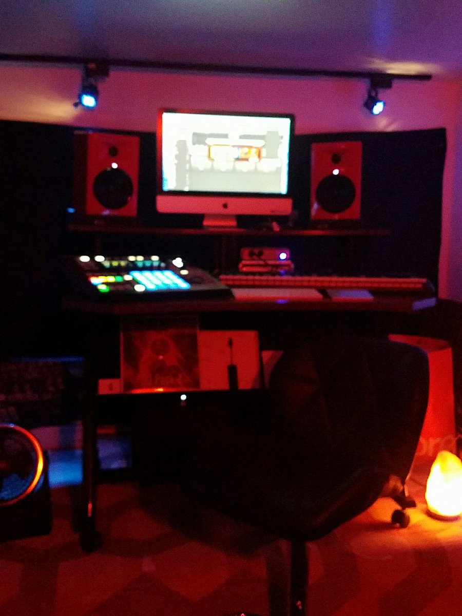 ___FX____'s tweet image. The LAB