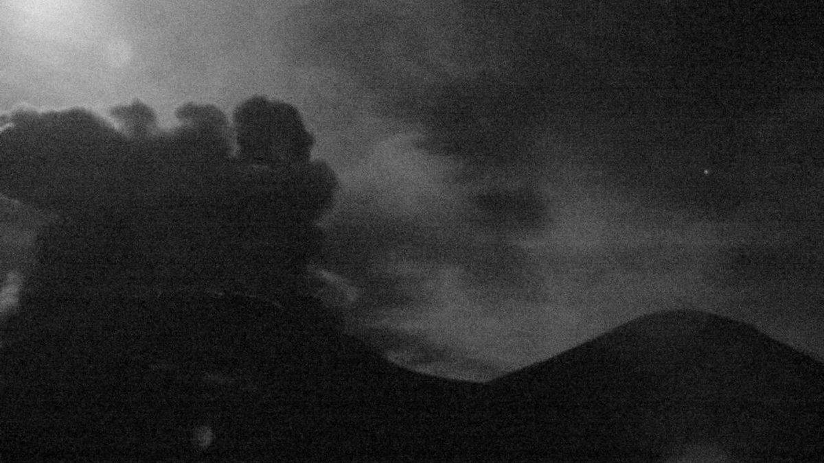 Volcanes de Chile 🇨🇱 tweet media