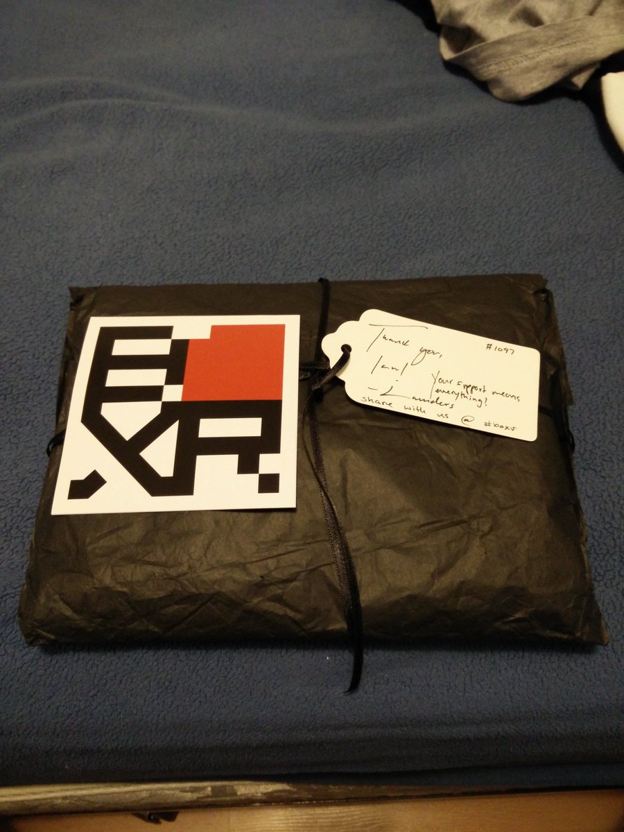 iNewgz's tweet photo. Thanks @botlaunders and the crew at @teamboxr for this awesome T-shirt. That's another one to the collection. :) #boxr https://t.co/0uJgZ286oL