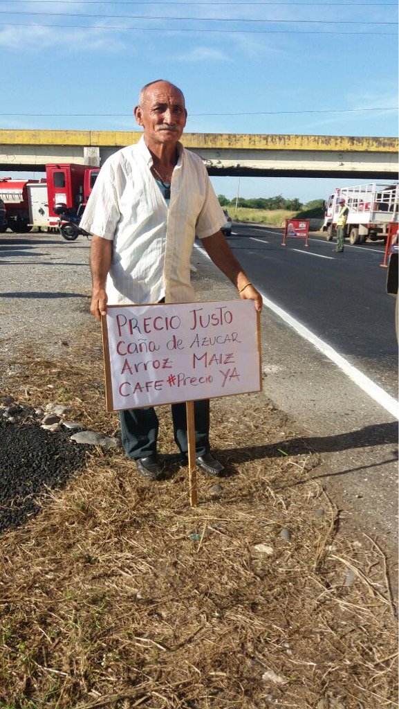 rctv's tweet image. "El gran trancazo AGRICOLA" en Portuguesa por los productores agrícolas, exigiendo el precio de los rubros.