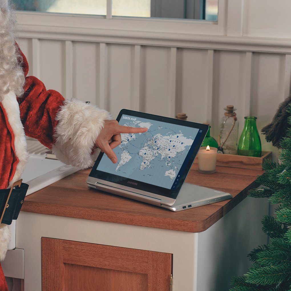 SamsungNotebook's tweet photo. Fly across the globe ✔
Find multiple chimneys ✔
Bring joy to millions ✔
Hard for some, but #Santa has the #Notebook7spin. #SamsungNotebook https://t.co/5ZSTSM7xB3