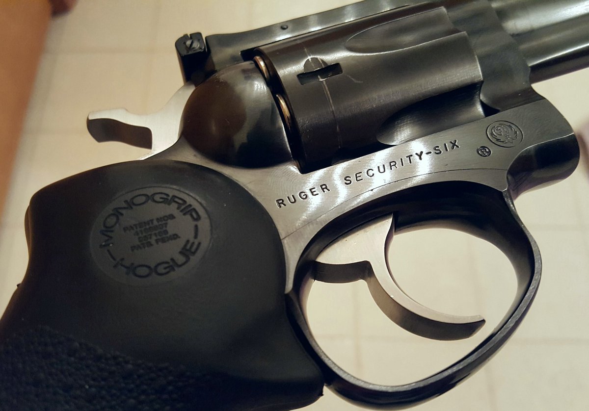 jtgreat88's tweet photo. The amazing #Ruger #SecuritySix in #357Magnum. An amazing gun manufactured in 1980. #RugerSecuritySix #NRA #guns #gunporn #firearms #Trump https://t.co/a0vlFtgdat