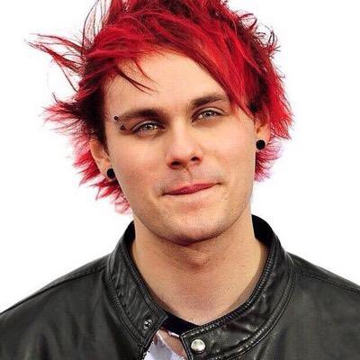cherishingmgc's tweet photo. I 🖤red haired michael https://t.co/dNZ6S0tUkM