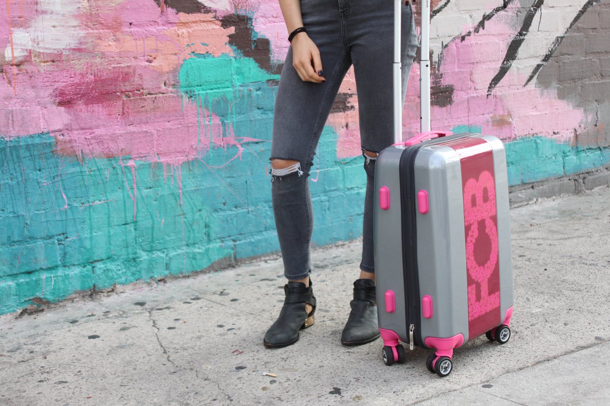 UGOBAGS tweet media