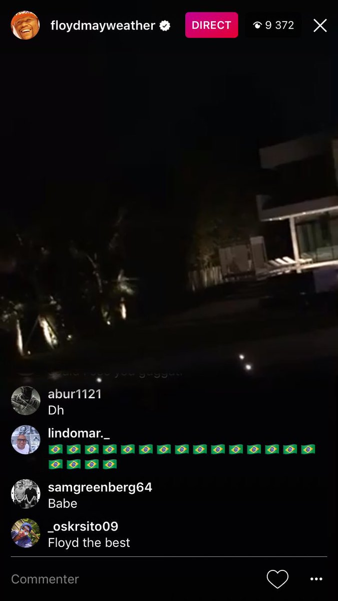 RayaneWest's tweet photo. Instagram il temenike chaud, à la base ils ont fais le même concept que snapchat et maintenant c'est snapchat + périscope @instagram https://t.co/jzQD04mOHX