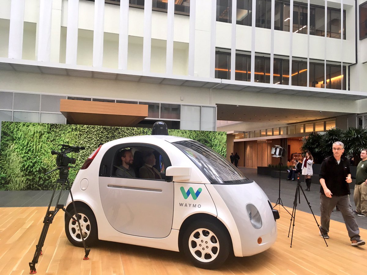 framing_gale's tweet photo. On my @Waymo to work this morning! #selfdrivingcar #hellowaymo https://t.co/KY7IAzcJq4