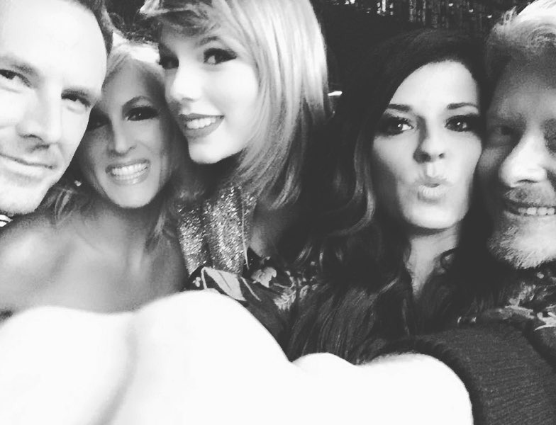 littlebigtown's tweet image. We love you @taylorswift13 Happy, Happy Birthday!!! 💋