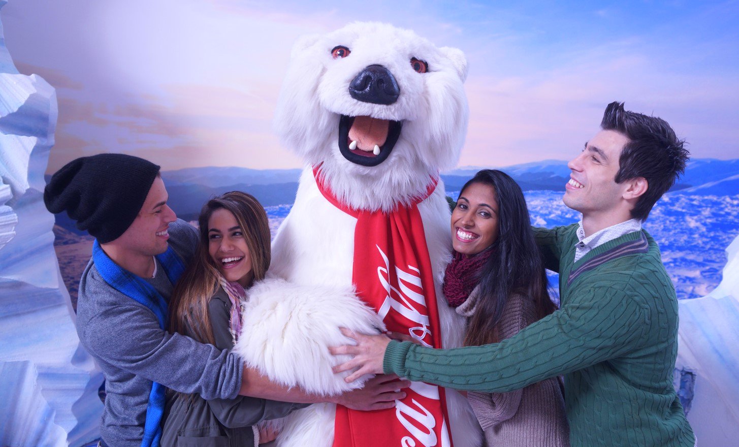 World of Coca-Cola on Twitter: "Share a hug with the Coca-Cola Polar