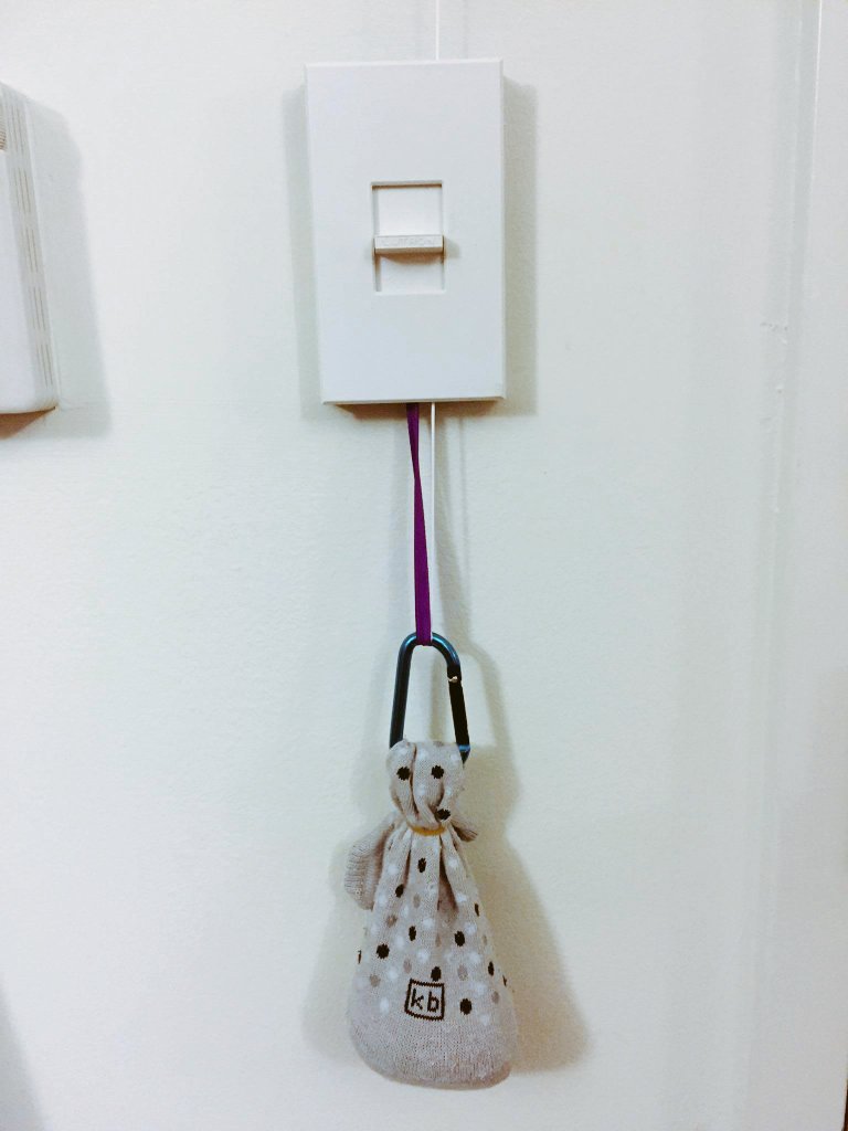 phoridaee's tweet photo. laziness at its best #ExtremeProcrastination #CSEngineer
no more getting up to turn off the lights :')
PC @dictator_demi https://t.co/sqOdiQP76n