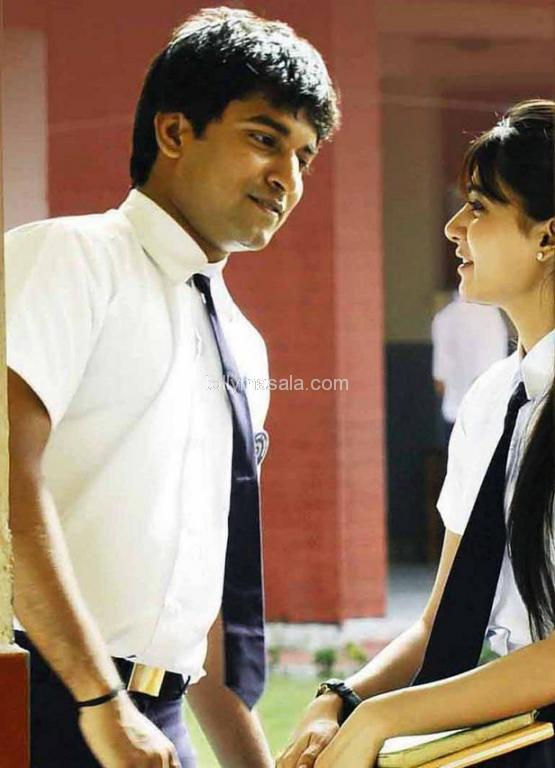 Niru__n's tweet image. @NameisNani first movie which i watched in bangalore with my papa @janu_iyer ❤ #4YearsforYVM 😃