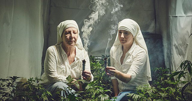 Authority_Radio's tweet photo. The Dos and Don'ts of Smoking Weed In Massachusetts https://t.co/wu5yOvwPxB https://t.co/Qok6wqqGP5