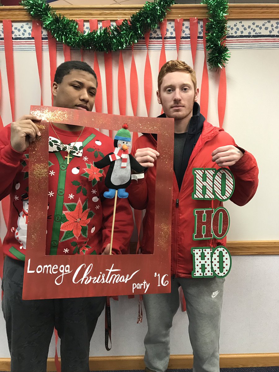 sauersdaniel's tweet image. Our boy @husbandpenguin dropped by our Christmas party tonight so we had to get a pic! In the words of Santa HoHoHo Merry Christmas 🎄