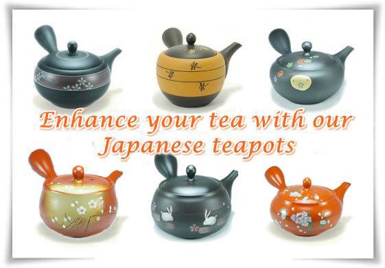 TokyoCrazy's tweet photo. Bring some warmth to your relatives this winter with our elegant Teapots made in Tokoname. 🍵 https://t.co/VCy20mR9rS 🍵 https://t.co/mvxyuHXY8d