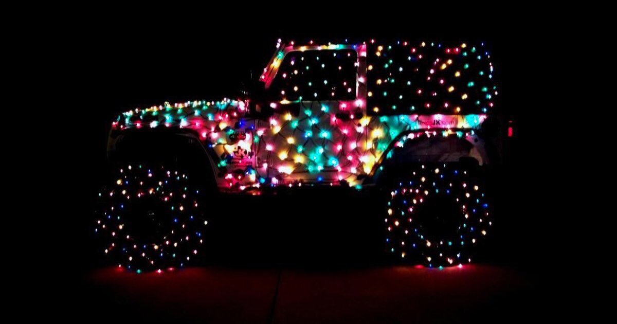 Jeep_Life's tweet photo. It's the Most Wonderful Time of the Year to drive a Jeep. 🎄🎅🏼 https://t.co/V8gAc8Mfup