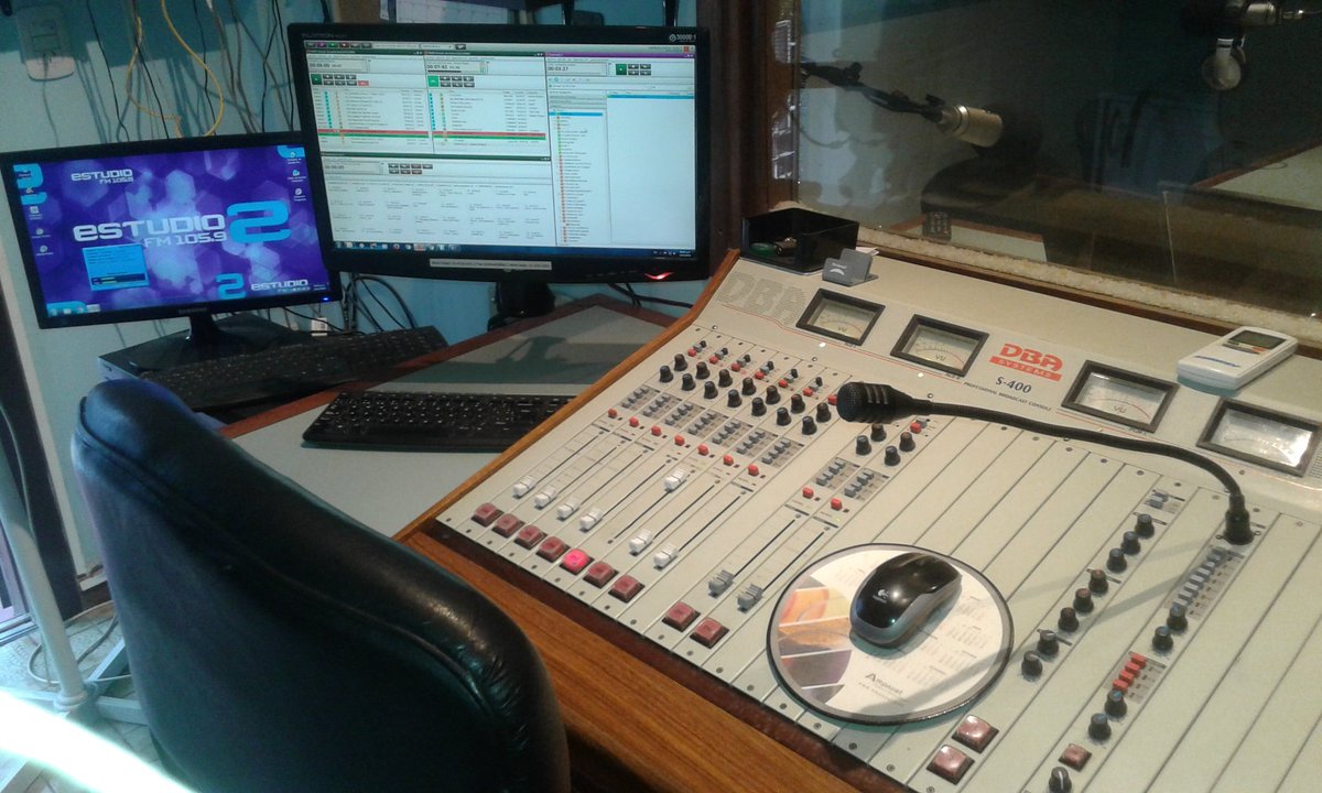 MarioCacerez10's tweet photo. #LineaDeCuatro FM 105.9 Sáb 17 Dic 16 hs toda la info de semifinales de la Liga ATLÉTICO PILAR vs VILLA ROSA y LOS CAPACES vs SPORTIVO PILAR https://t.co/1qsXO1ILAB