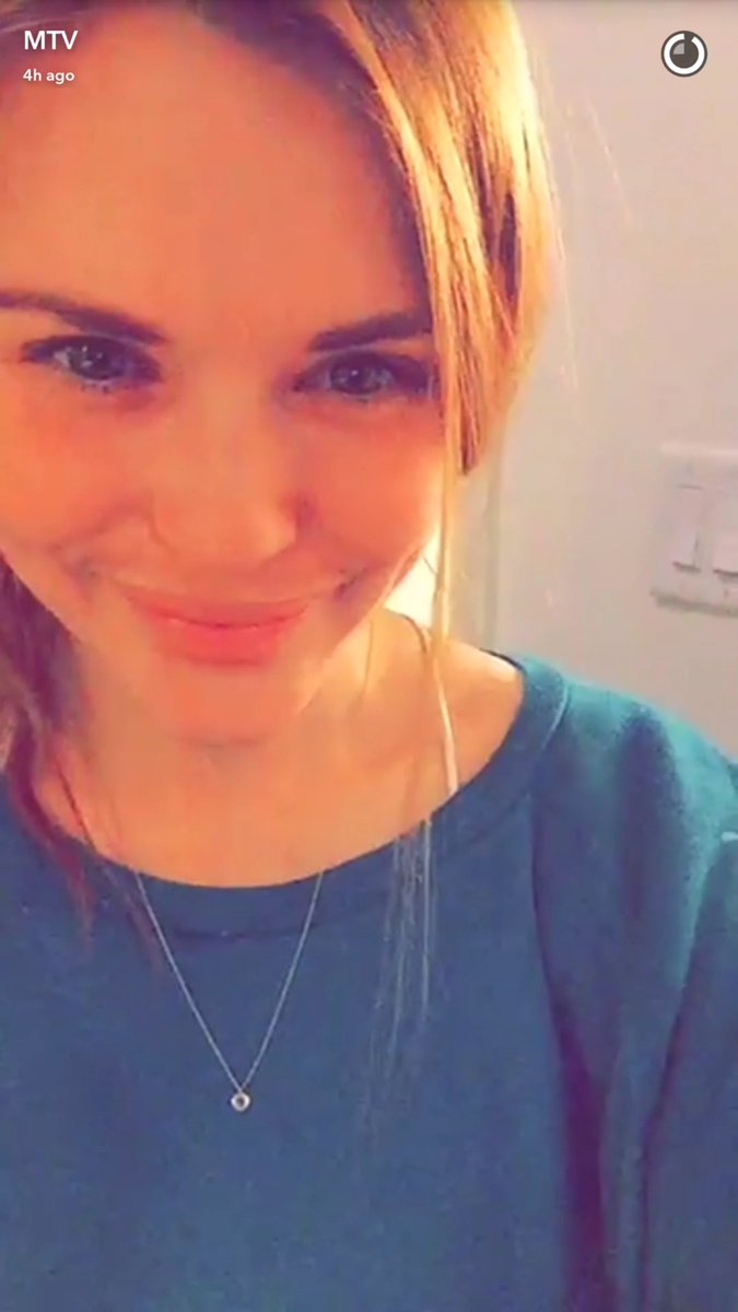 StydiaNews's tweet photo. [PICTURE] Holland on the MTV snapchat https://t.co/kCbUWaFUOx