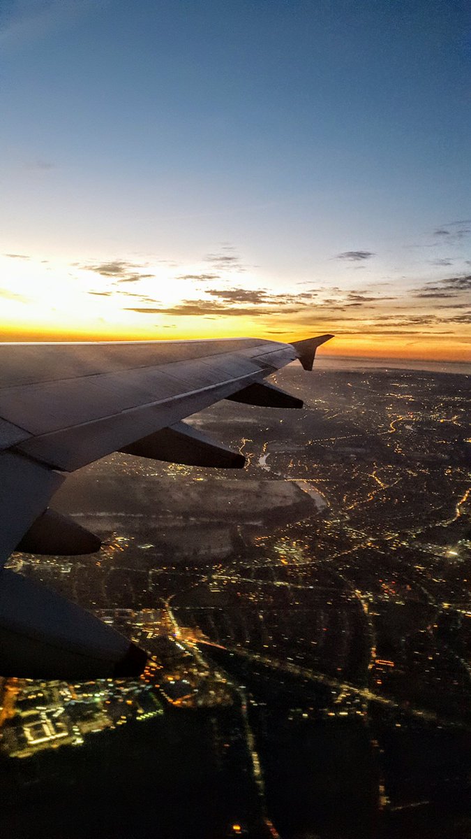 savanc's tweet photo. Beautiful morning sky today on board @British_Airways to #Hamburg. Looking forward two day @PTC_Integrity #MBSE workshop and #DO330! https://t.co/7BHi6jx1xh