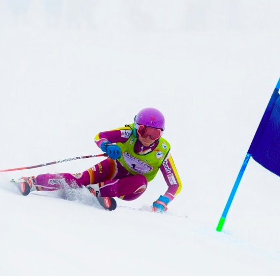 .<a href="/JuliaBargallo/">Júlia Bargalló</a> #rfedialpino y #AnnaEsteve <a href="/fceh_cat/">Federació Catalana Esports d'Hivern</a> #CETDI <a href="/Val_dAran/">Val d'Aran</a> participan mañana en el #GS #FIS #EuropaCup de #Andalo #IT #spainsnow