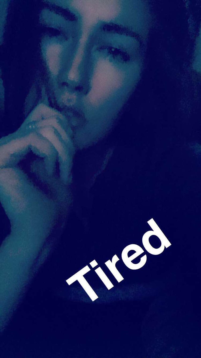 CariFunkhouser's tweet photo. Tired 👽👽👽 #cantsleep #wideawake #shoottomorrow #goodnight #ps4instead https://t.co/UEY8jeHDnq