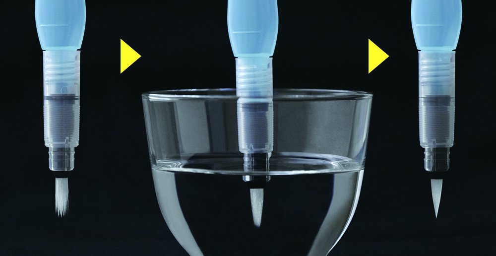 Noe 切手貼りに使っています スポンジだと干からびたりカビ生えたりしますが 水筆は水量も調節できるし デスクの引き出しに入れておいてすぐ使えるので重宝しています