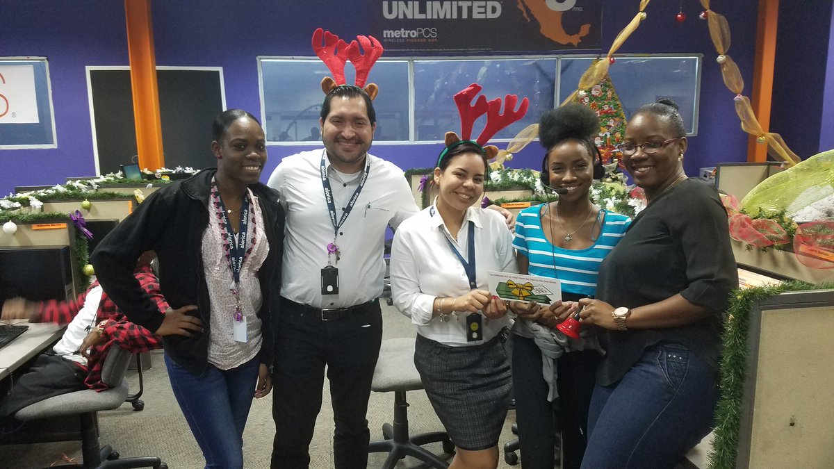 yusepull27's tweet photo. #nighshift #thevoice #wowcall
Vielka got a wow call. CONGRATS!
@DidimoAg @Keesha2603 @KristelRocio20 @joendaltx05 @torresjoel123 @Greg_MPCS https://t.co/h9OjLi5EcA