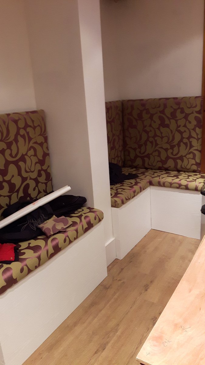 Bootleggers tweet media