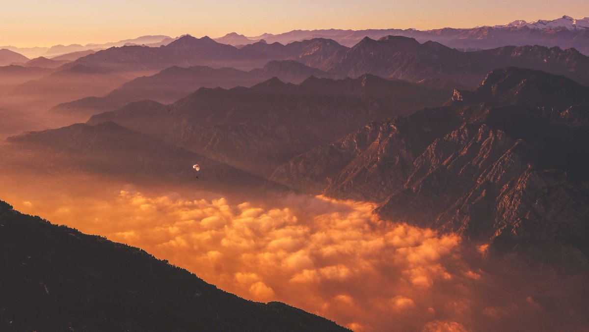 TripGiraffe's tweet photo. Monte Altissimo di Nago - beautiful mountain range in northern Italy #travel #travelpics #wanderlust ⛰ 🇮🇹 https://t.co/iZEwA2XnTE