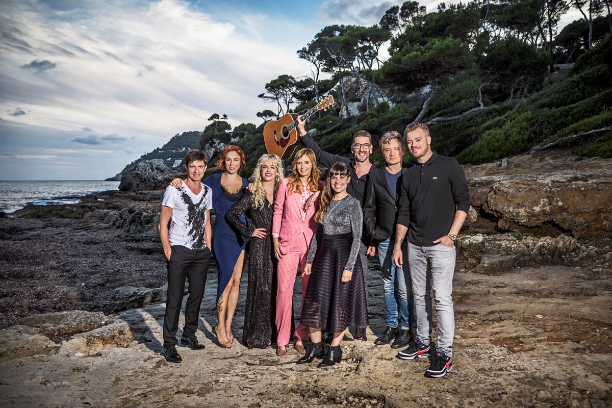 VTM's tweet photo. Ook terug in het voorjaar: #liefdevoormuziek S3, #mijnpopup, #alloo i/d Buitenlandse Gevangenis, #VTMthevoicekids en #dekroongetuigen https://t.co/NgCQ85zdEp