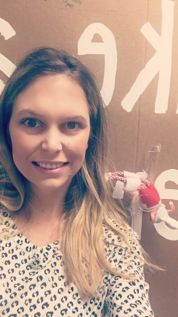 MsWetzel2016's tweet photo. @BrysonElem #elfieselfie https://t.co/IjZ8CbYzdC