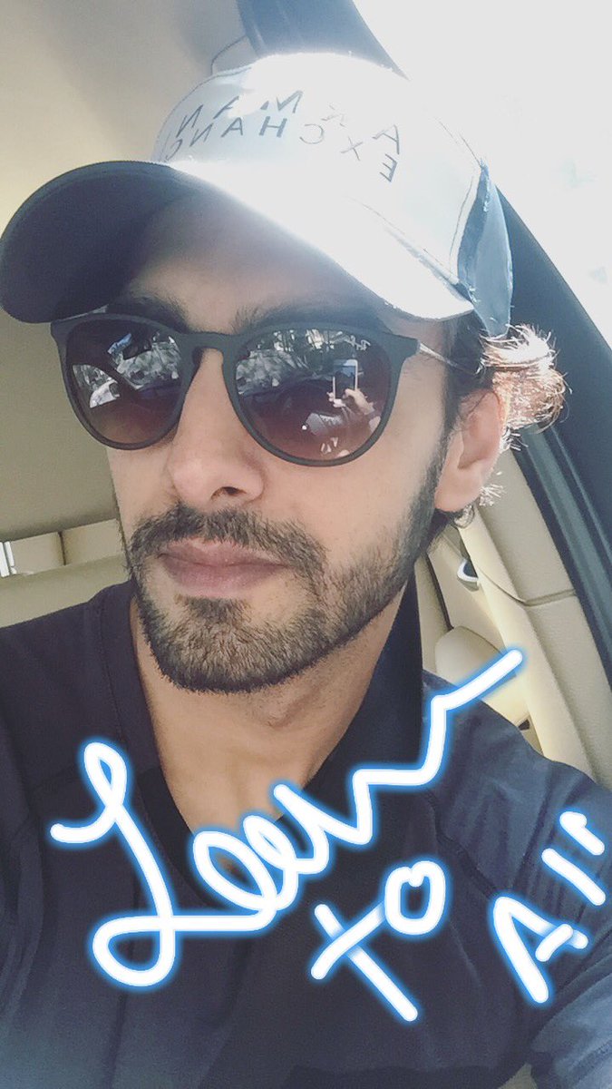 ROHITPUROHIT00's tweet photo. Have a super evening guys...🤘🏻 https://t.co/LdRe4pyTGe