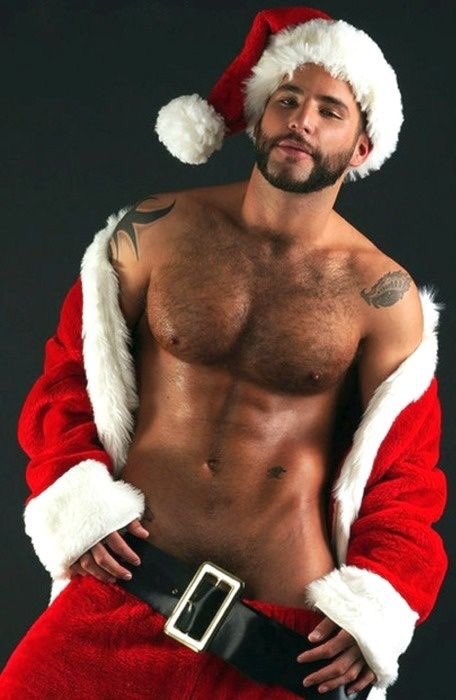 fakebake_spain's tweet photo. Naughty or Nice will Santa bring you your #fakebake favourites this Christmas🎄🎁#festiveseason #gifts #partytime #spraytan #bblogger #bnvs 🌟✨ https://t.co/csL5gUeB8p