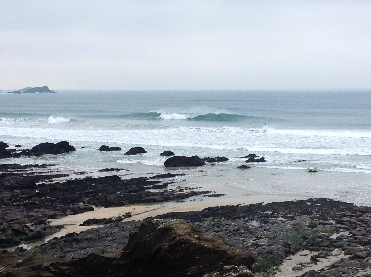 CribbarCam's tweet photo. Due to a number of issues the webcam will no longer be operating.Thanks to the regulars over the last 3 yrs.
Fistral https://t.co/espF4m8JTn