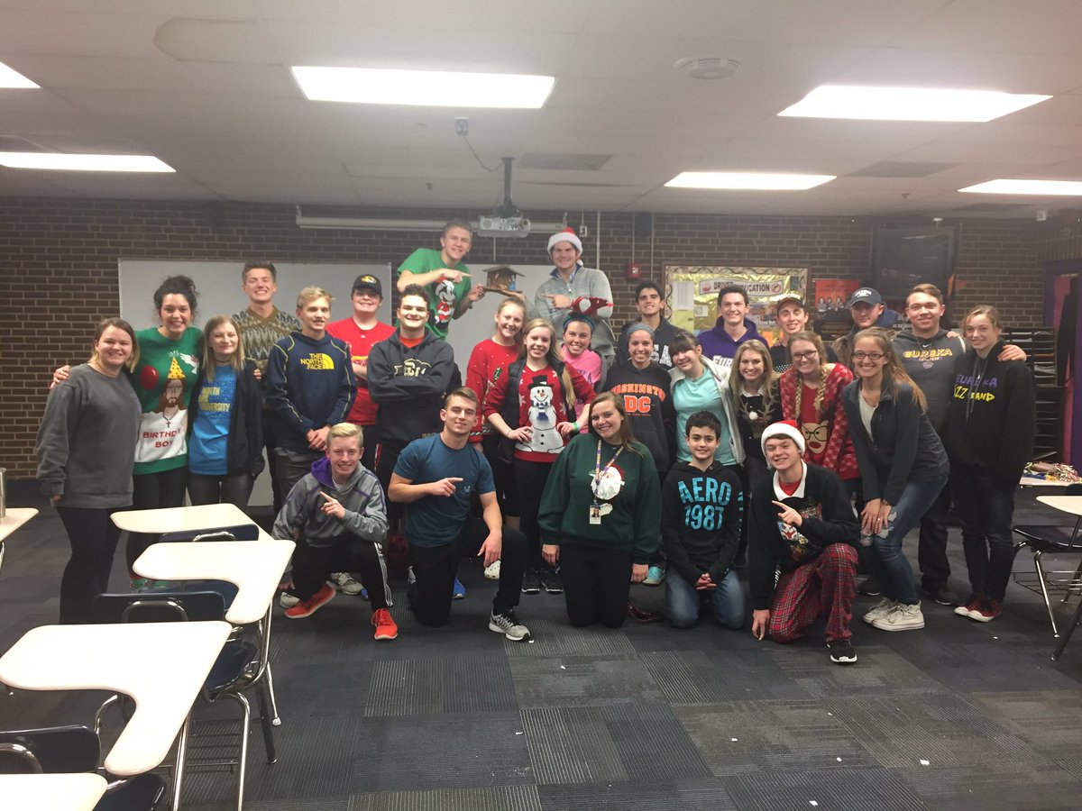 EurekaFCA's tweet photo. Thank you to everyone who came out to our party yesterday! Good luck on finals, and we'll see you all next semester! #EHSFCA https://t.co/dlG5DhOjNk