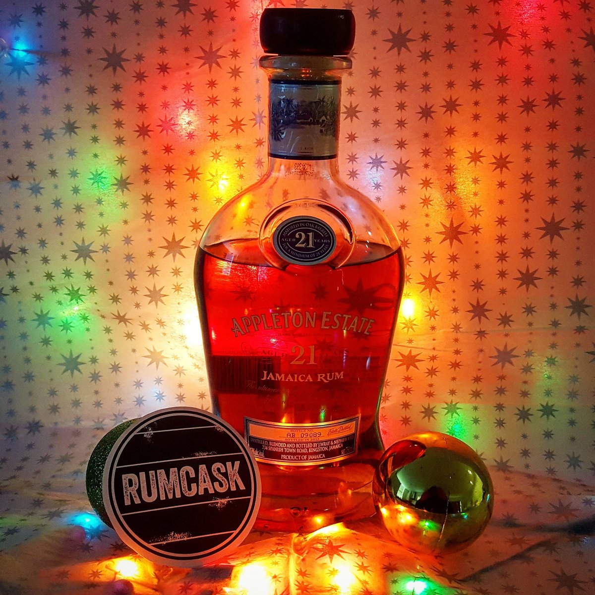 RumCask's tweet photo. #Rumcask Presents: Day 14 of the Rumvent #Calendar. Appleton Estate 21 Year #jamaica #caribbean #AppletonLive #Appleton https://t.co/0VRhP86BDZ